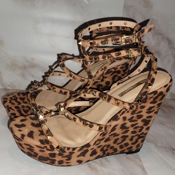 Studded Strappy Cheetah Wedges - Picture 1 of 10